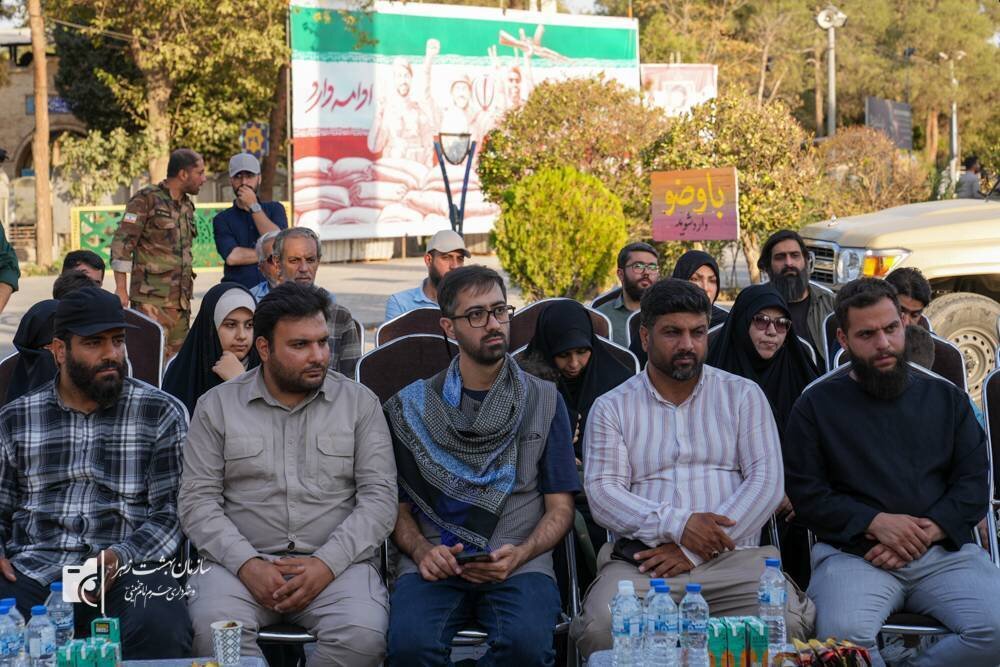 «سنگر کتاب» در گلزار شهدا افتتاح شد