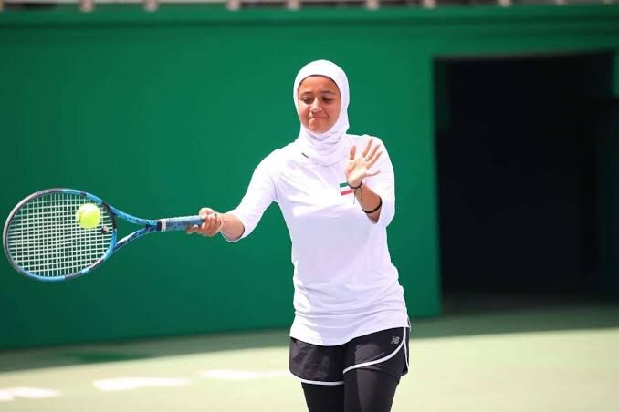ماندگار فرزام