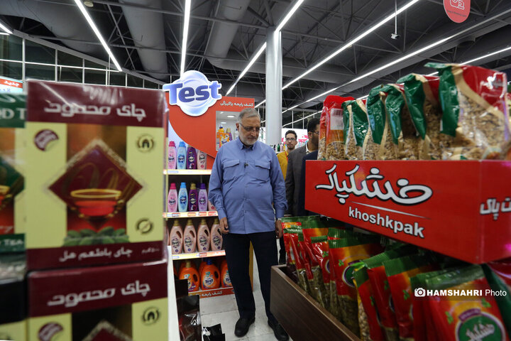 بازدید شهردارتهران از میدان میوه و تره‌بار صادقیه