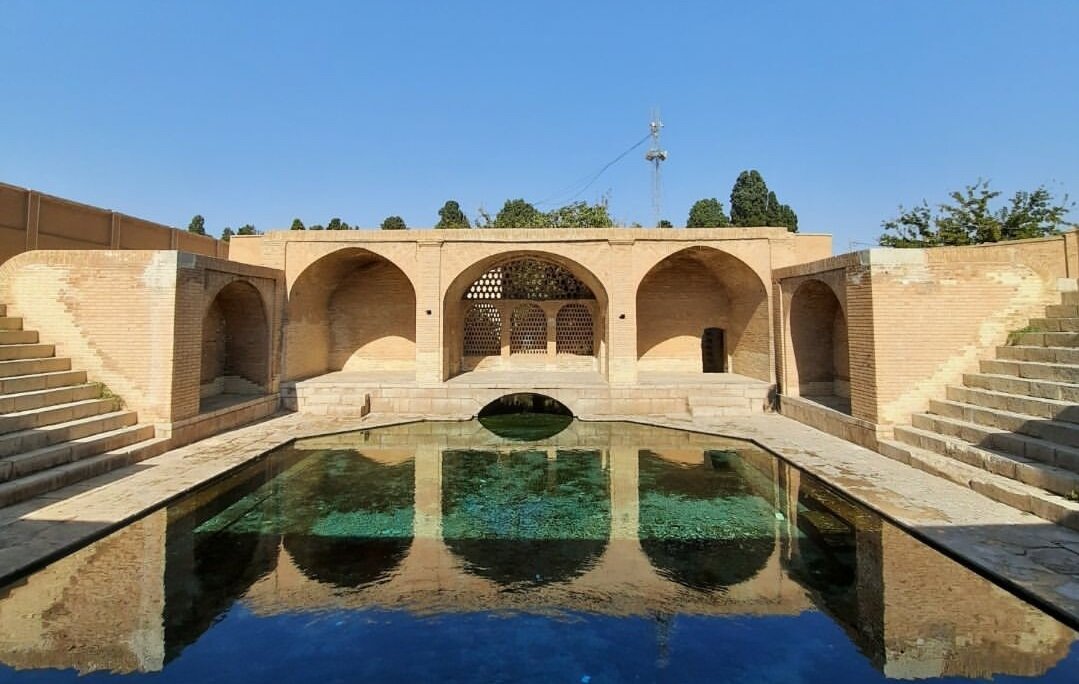 چشمه سلیمانیه