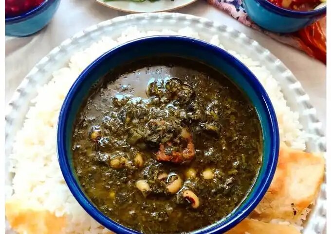 قورمه سبزی