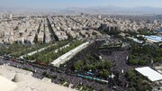 بازنشر تصاویر هوایی از رویداد تاریخی نماز جمعه نصر به امامت رهبر شهید