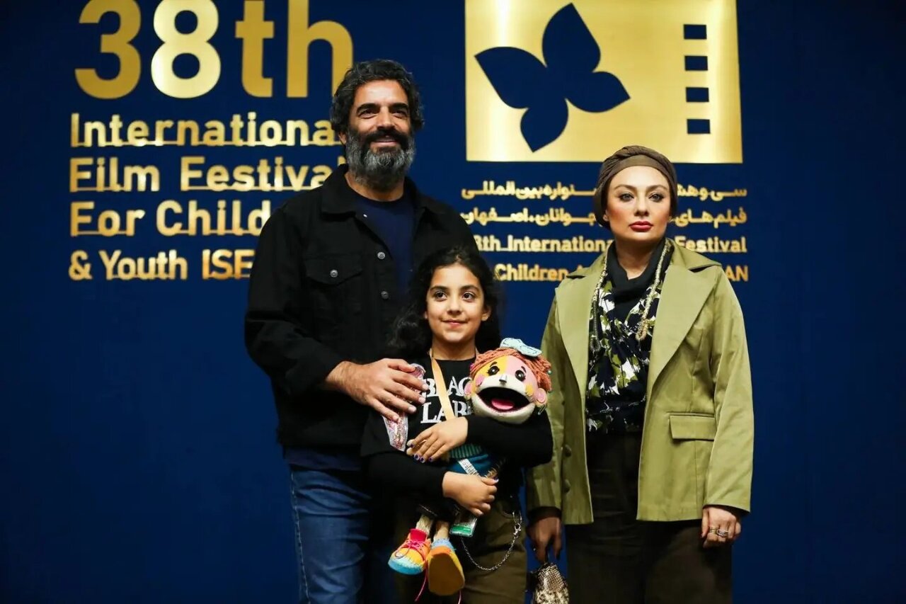 جدیدترین تصاویر از یکتا ناصر، منوچهر هادی، یوسف تیموری و علیرضا خمسه در فتوکال یک فیلم سینمایی
