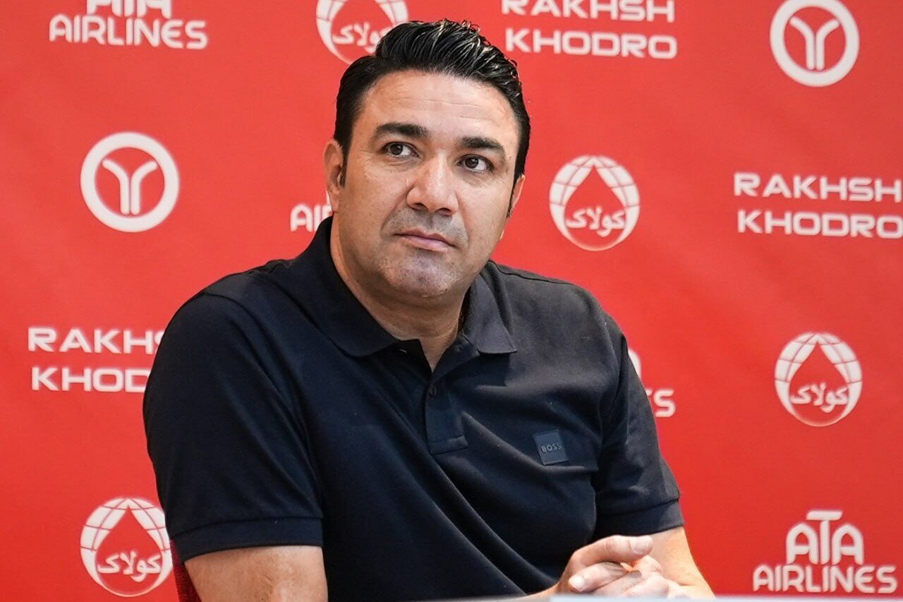نکونام