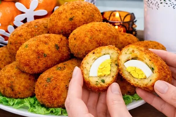 با تخم مرغ و سیب زمینی این نرگسی خوشمزه را درست کنید