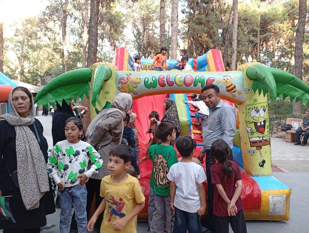 اجرای جشنواره کودکانه در نخستین ایستگاه ماشین دودی تهران
