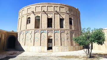 چطور کمک‌های ۱۰ هزار تومانی قلعه قمیشلو را نجات داد؟ | مرمت هنوز ادامه دارد