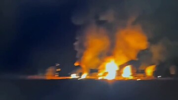 افراد نقاب‌دار ۱۱ آنتن سری استارلینک را آتش زدند + فیلم