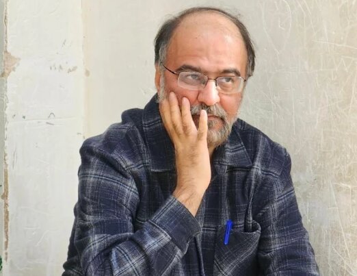 بین نمایش های عامهپسند و فاخر انتخاب دیگری برای تماشا وجود ندارد
