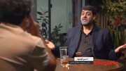 من خودم در خیابان کریم‌خان تهران دیدم برخی اغتشاش‌گران داس و تفنگ در دست داشتند
