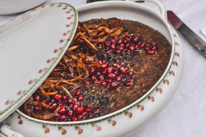 آش انار پاییزی؛ ترش، لذیذ و اصیل که دل هر کسی را می‌برد