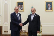 پزشکیان در دیدار با لاوروف: سفر به مسکو باید دستاورد ملموس داشته باشد