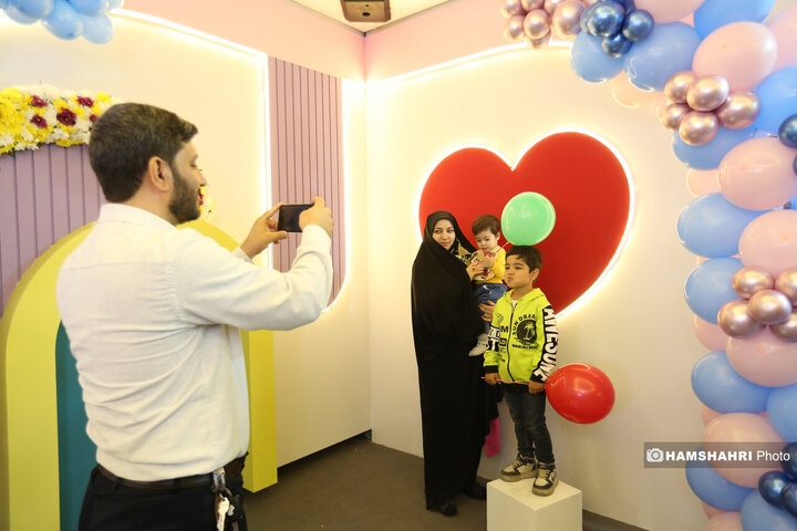 برنامه چشم روشنی و رونمایی از تمبر چشم روشنی