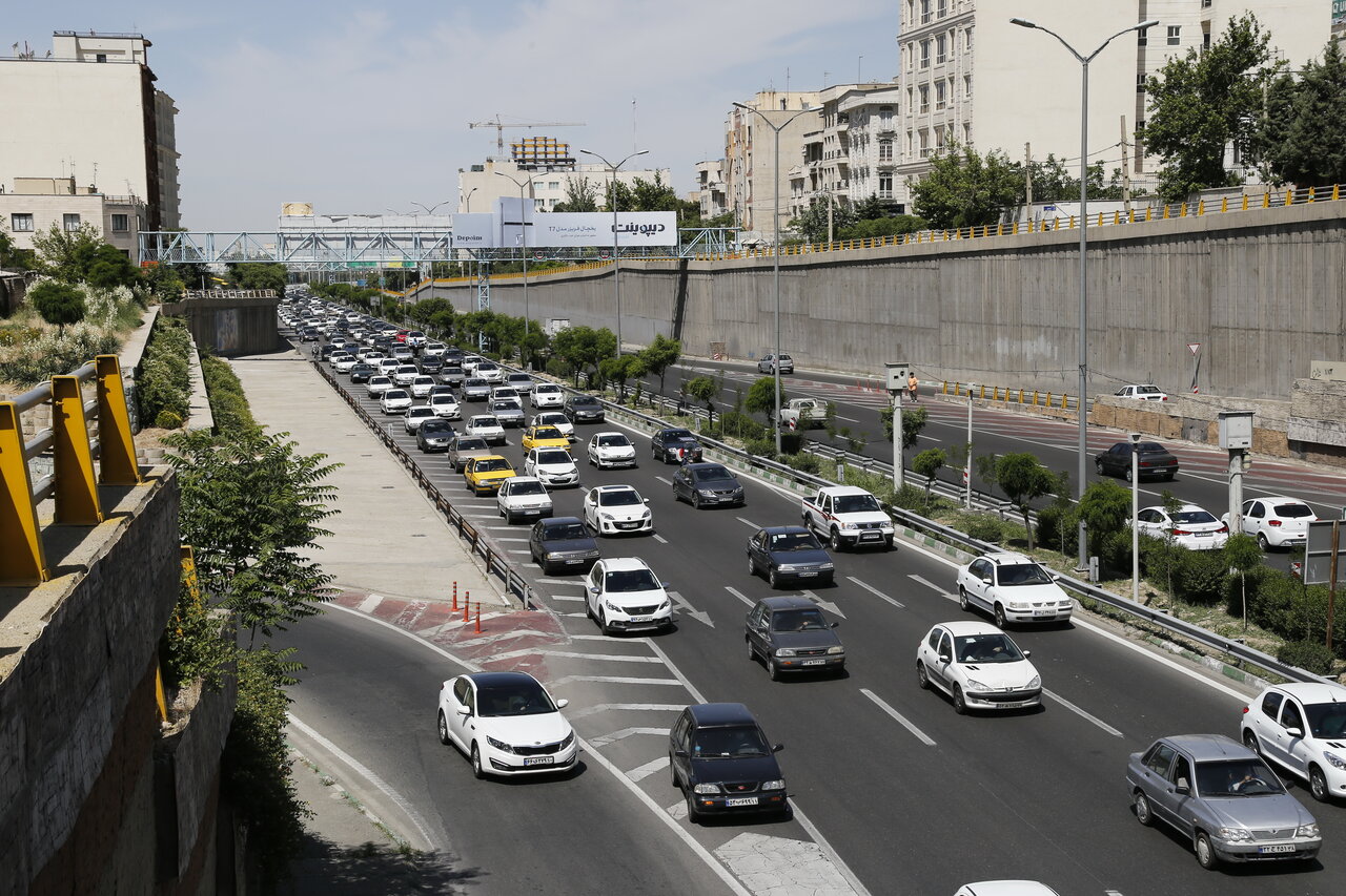 ترافیک بزرگراه هاشمی رفسنجانی کم می شود+ فیلم