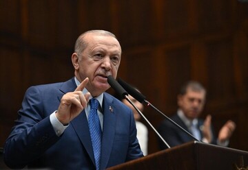 مشاور ارشد اردوغان قربانی ممنوعیت حجاب  در آذربایجان شد