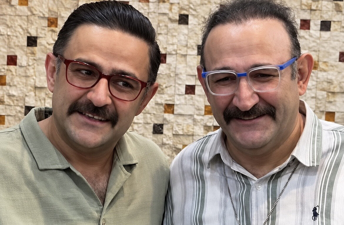 اوس موسی پایتخت در کنار برادر دوقلویش و عروس های خانواده