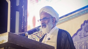 تسلط و قدرت فرماندهی رهبر انقلاب  بسیاری از ما را متحیر کرده است