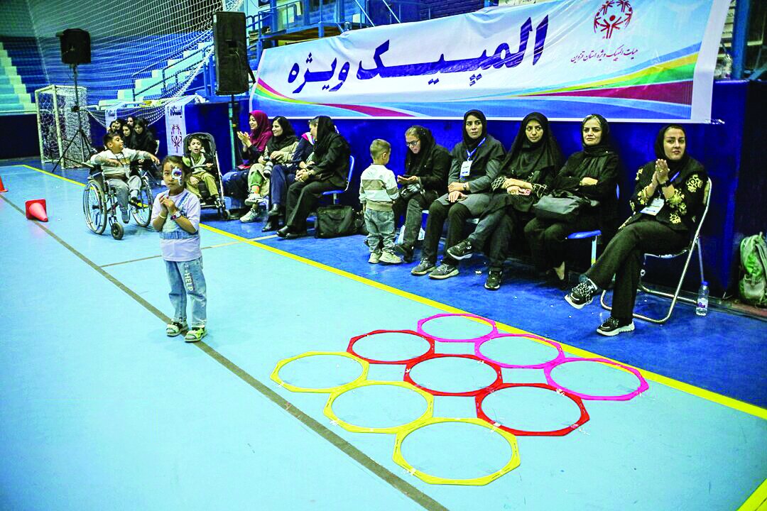 ما قهرمانیم | قابهایی تماشایی از حضور توانیابان اوتیسم، سندروم داون و کمتوانی ذهنی در جشنواره المپیک ویژه قزوین