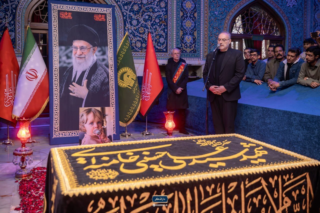 شعرخوانی افشین علاء در رواق دارالذکر | تصاویر