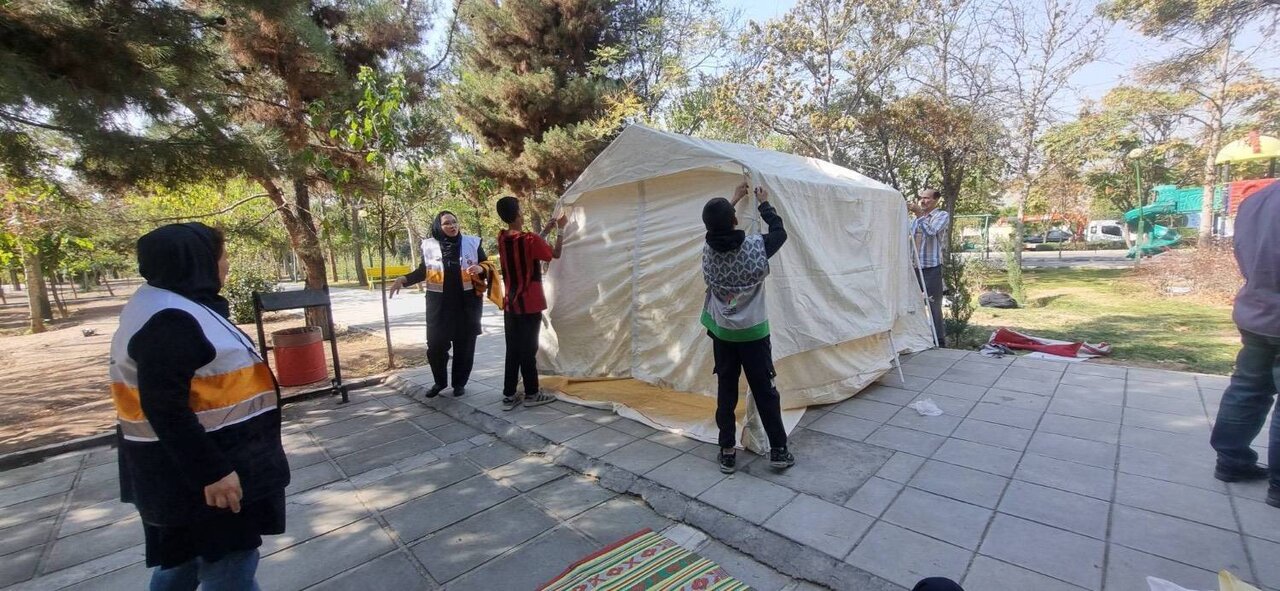 چه خبر از مناطق؟ از برگزاری اردوی مهارت محور تا نوسازی تابلوهای بلوار اردستانی