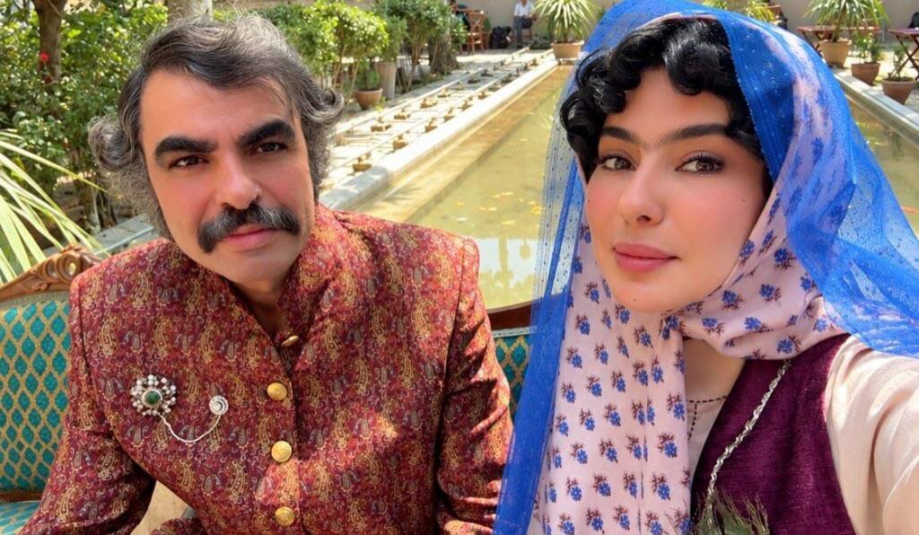 چند قاب دیدنی از پشت‌صحنه سریال «بامداد خمار» و بازیگرانش