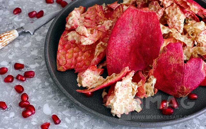 پوست انار را دور نریزید؛ خواص شگفت‌انگیز عصاره پوست انار