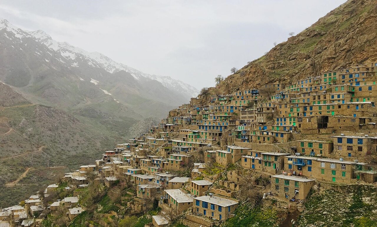 نگین‌های پلکانی ایران | سفری تصویری به تماشایی‌ترین روستاهای پلکانی در گوشه‌وکنار ایران