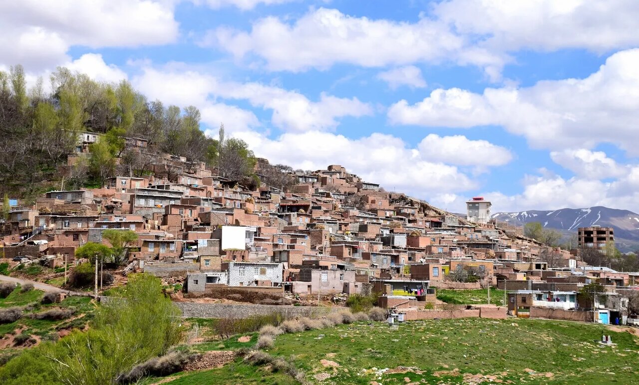 نگین‌های پلکانی ایران | سفری تصویری به تماشایی‌ترین روستاهای پلکانی در گوشه‌وکنار ایران