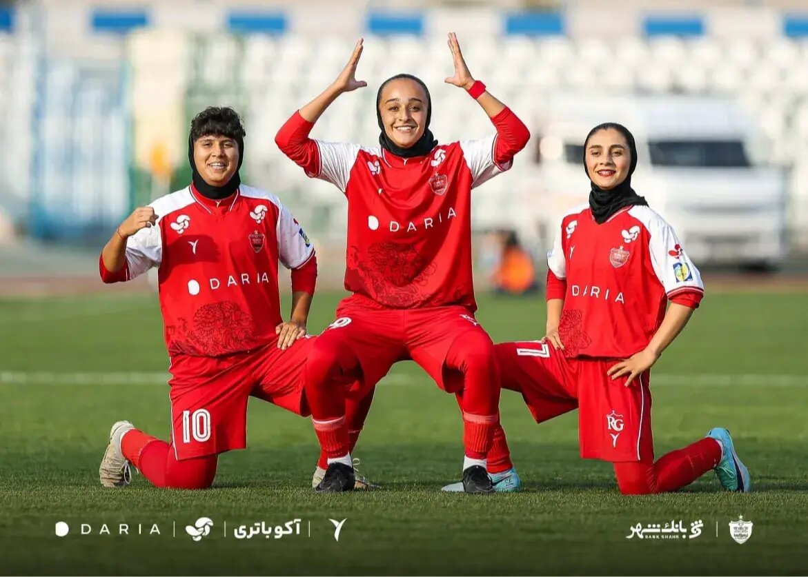 گریه و ناراحتی شدید گلزن پرسپولیس در دربی + عکس